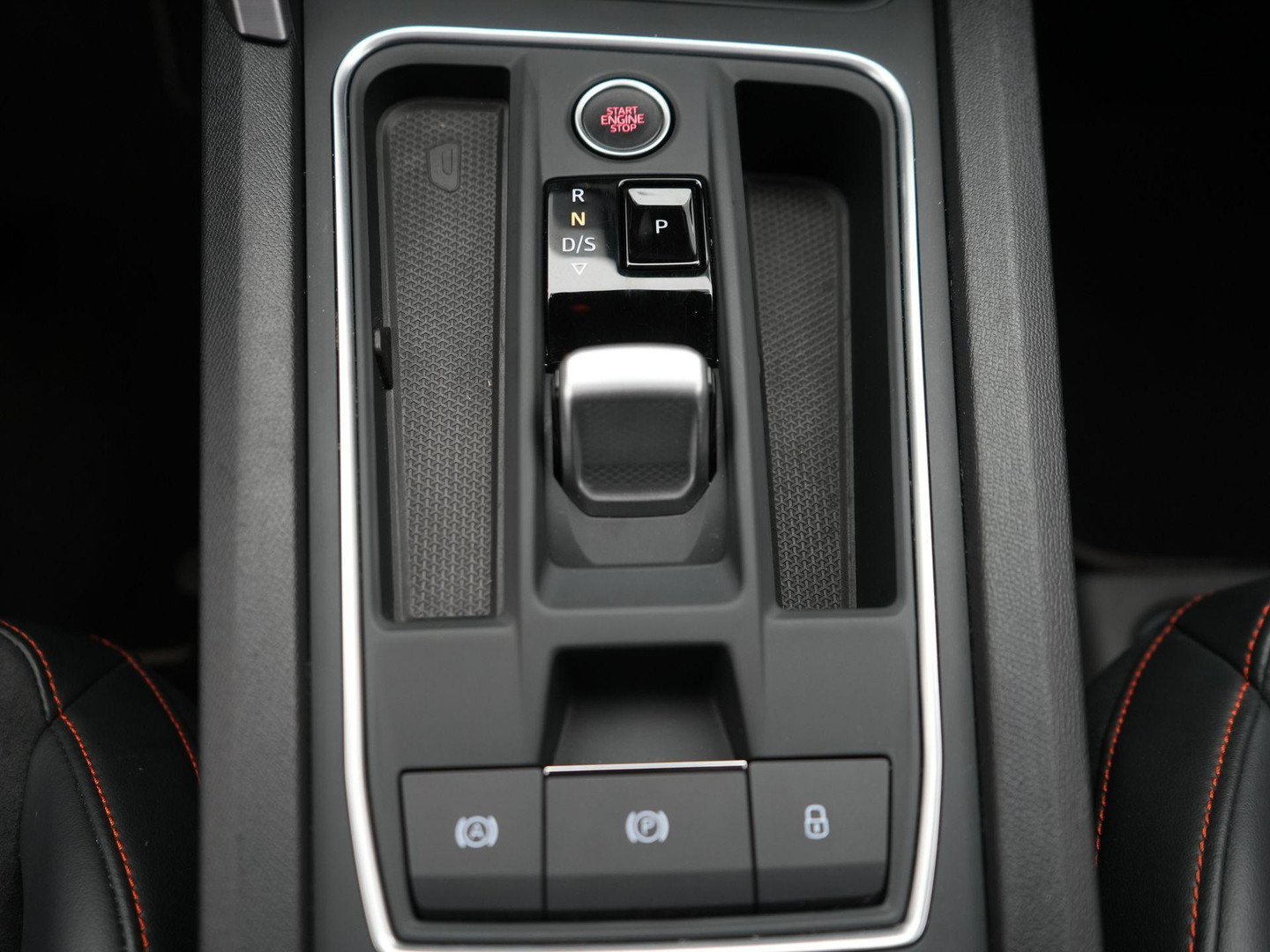 SEAT SEAT
