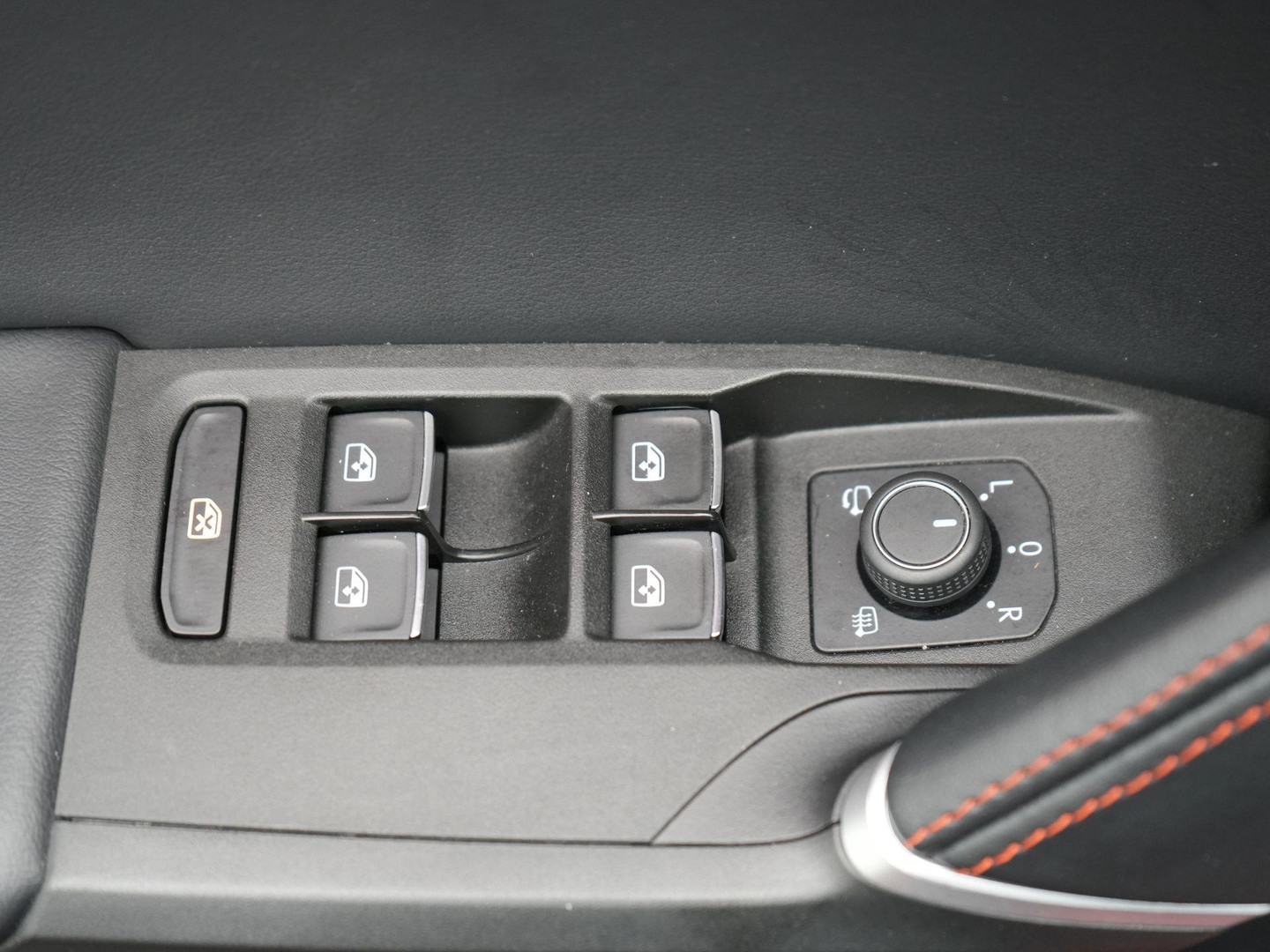 SEAT SEAT