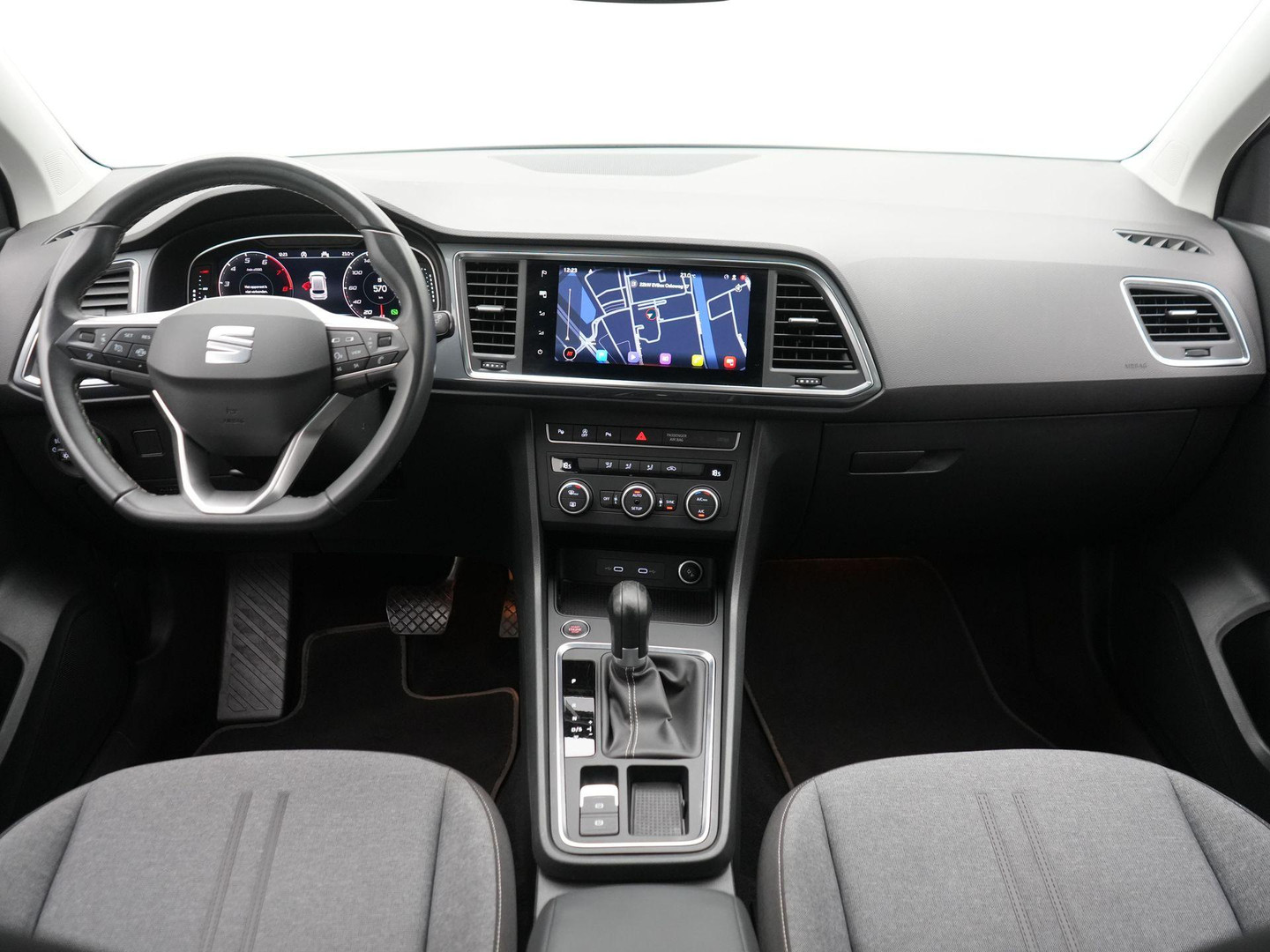 SEAT SEAT