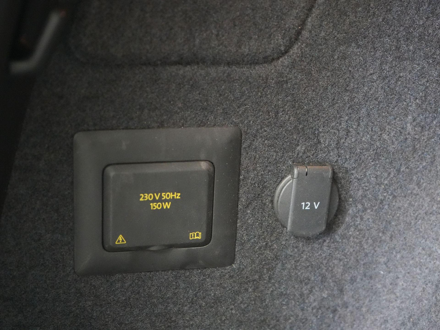 SEAT SEAT