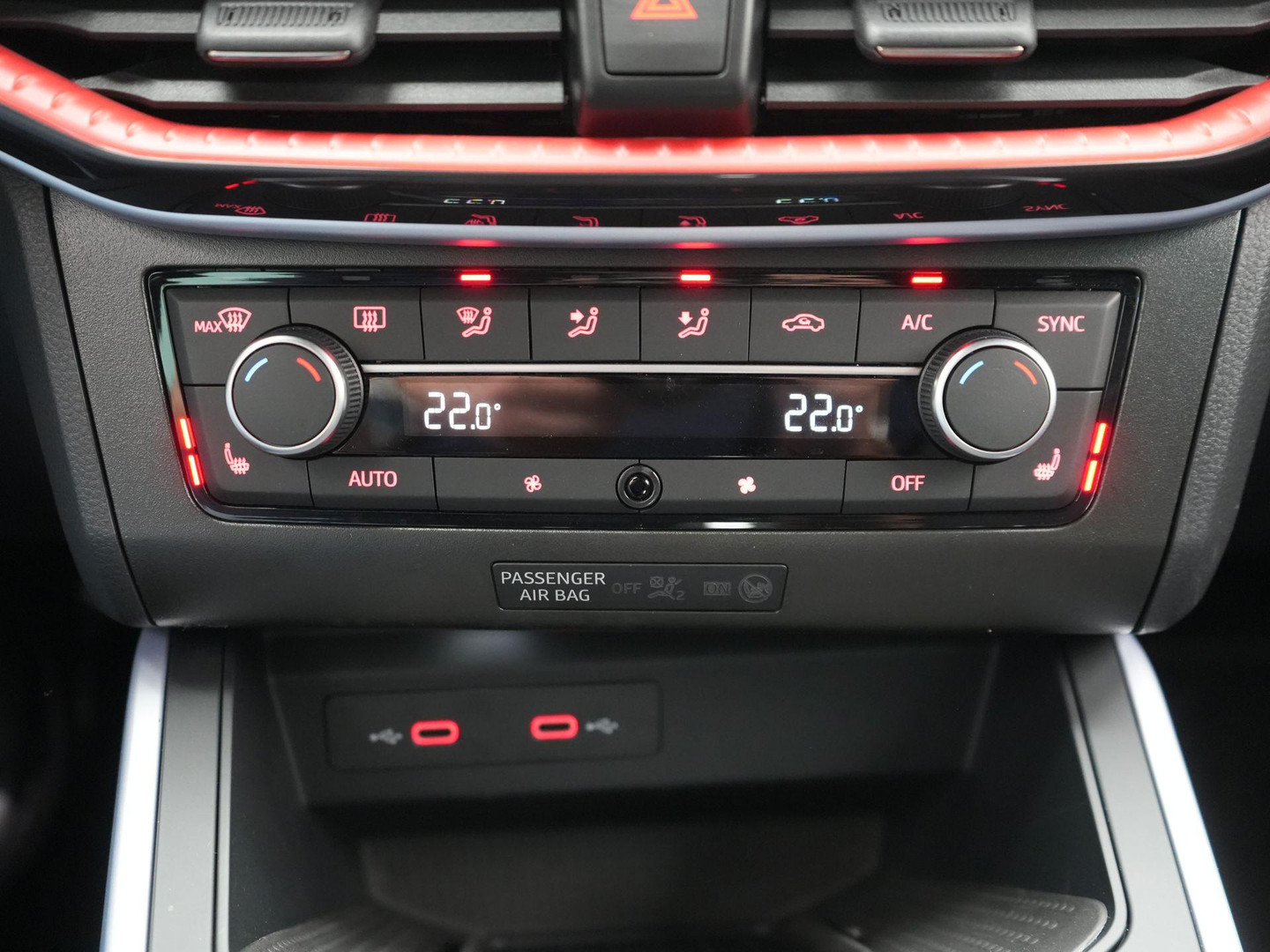 SEAT SEAT