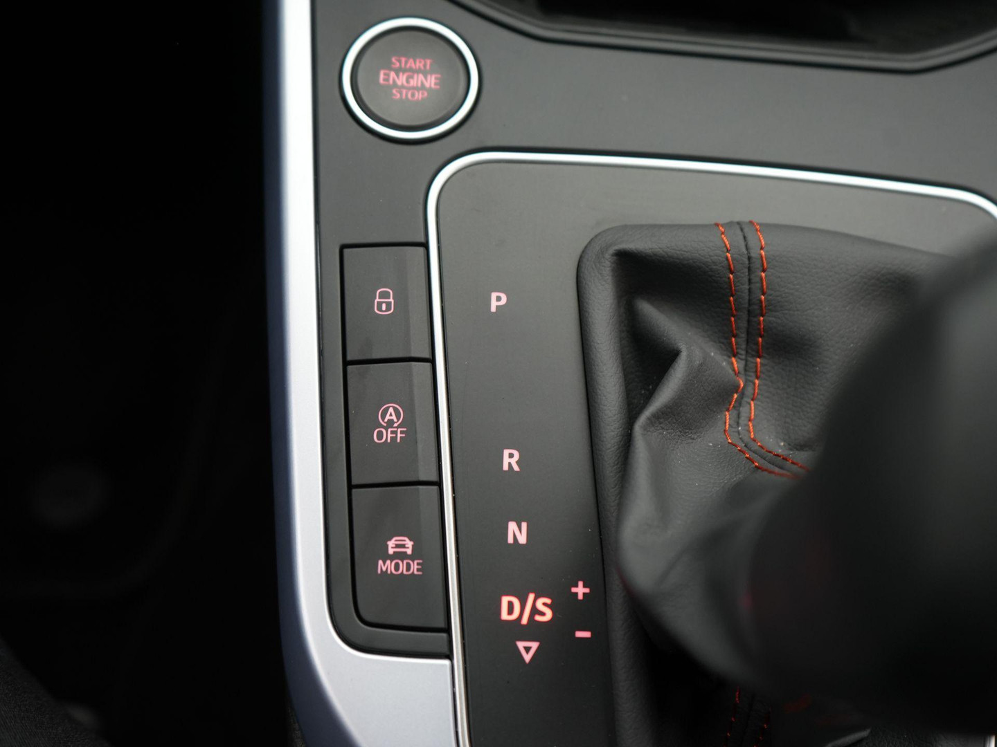 SEAT SEAT