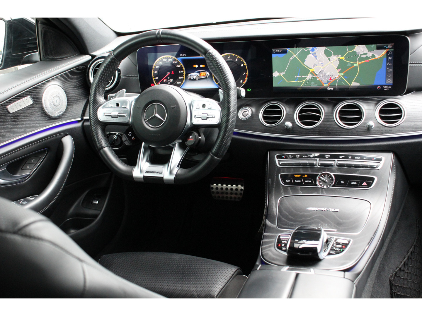 Mercedes-Benz Mercedes-Benz