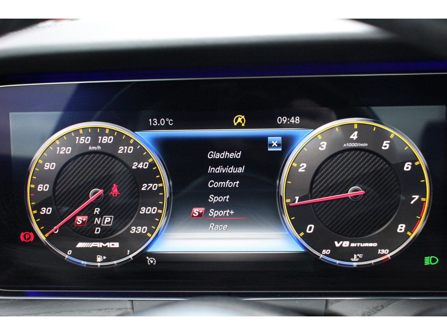 Mercedes-Benz Mercedes-Benz