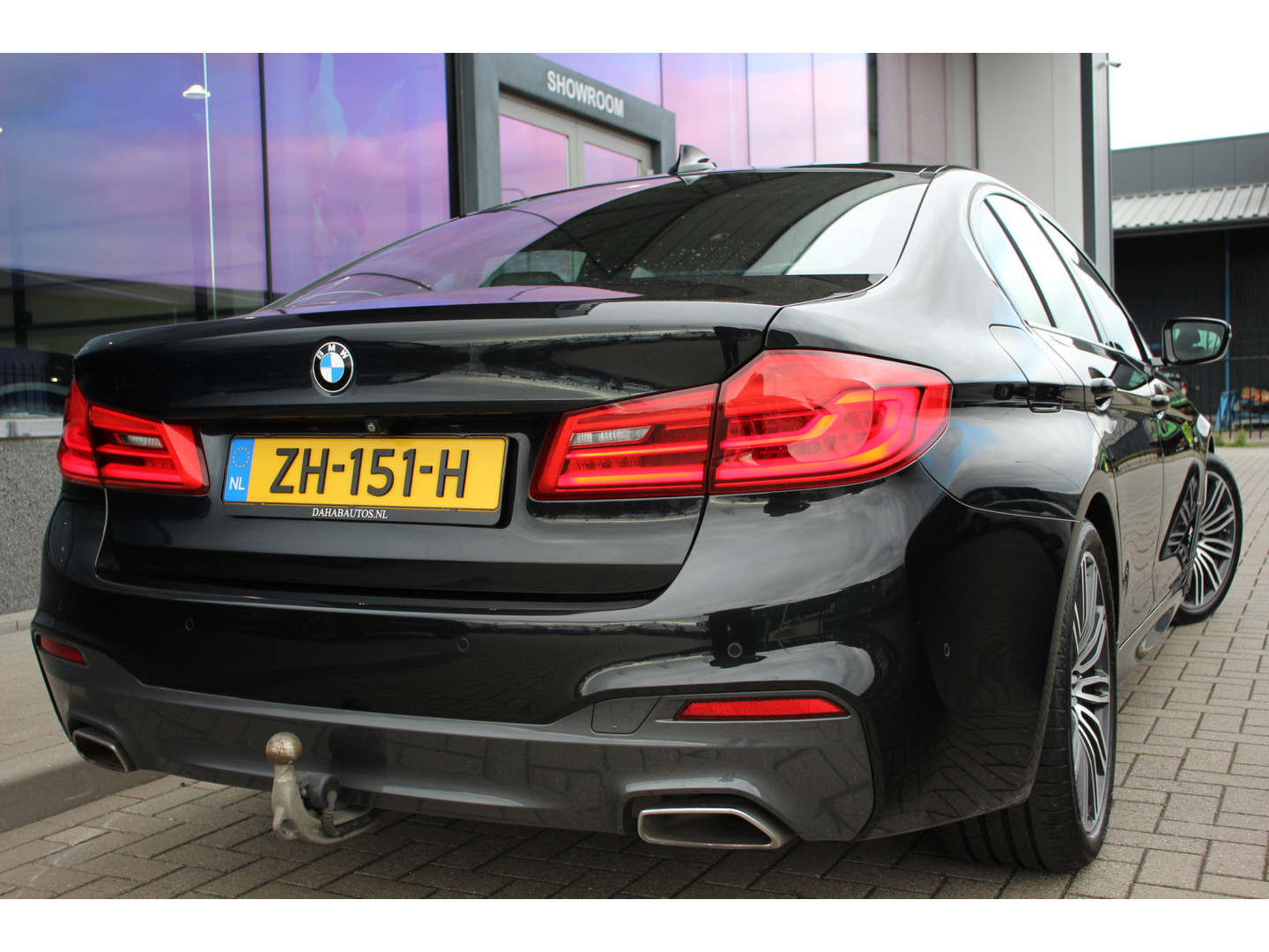 BMW BMW