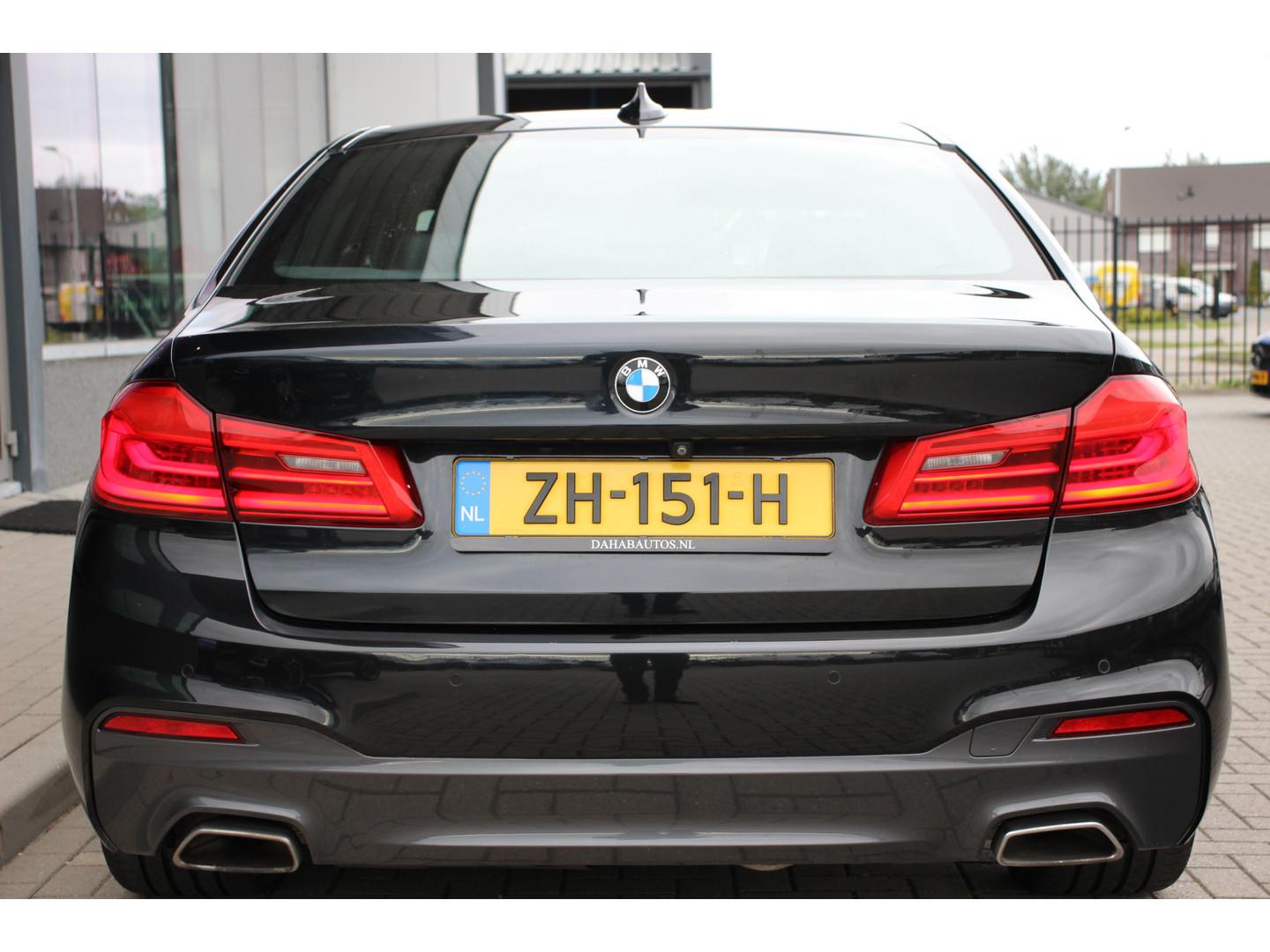 BMW BMW
