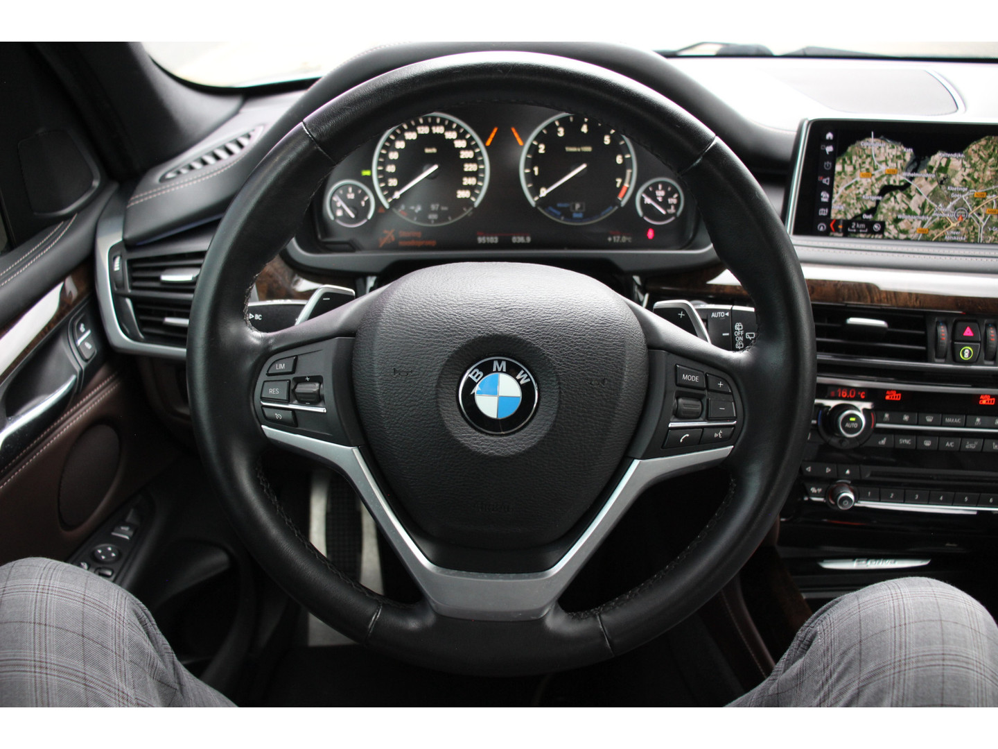 BMW BMW