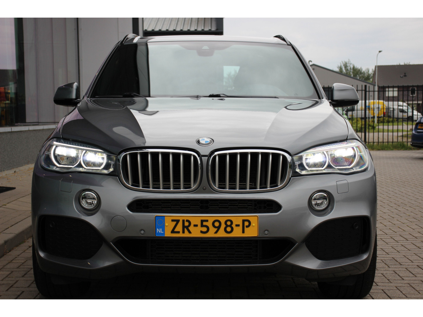 BMW BMW