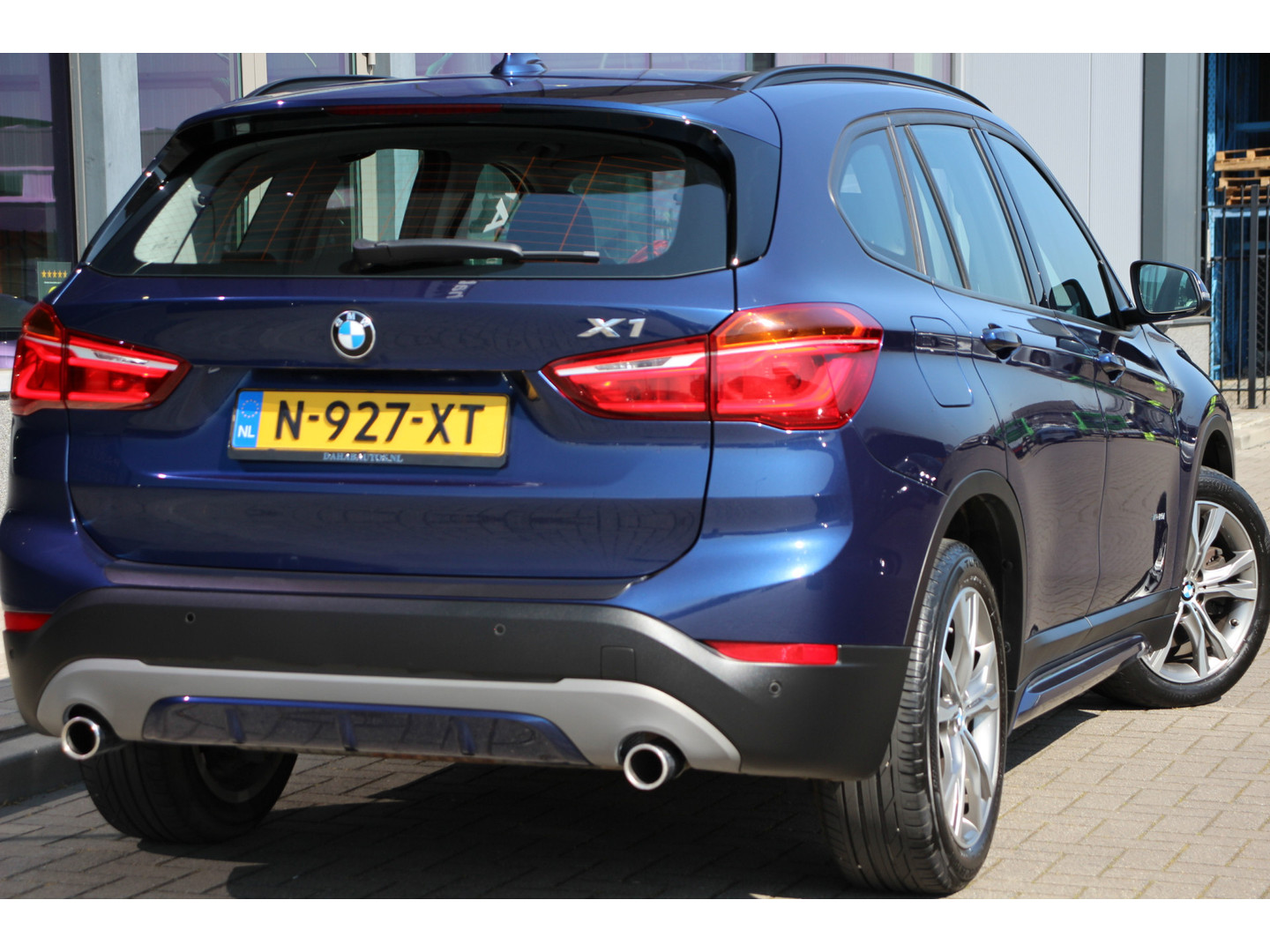 BMW BMW
