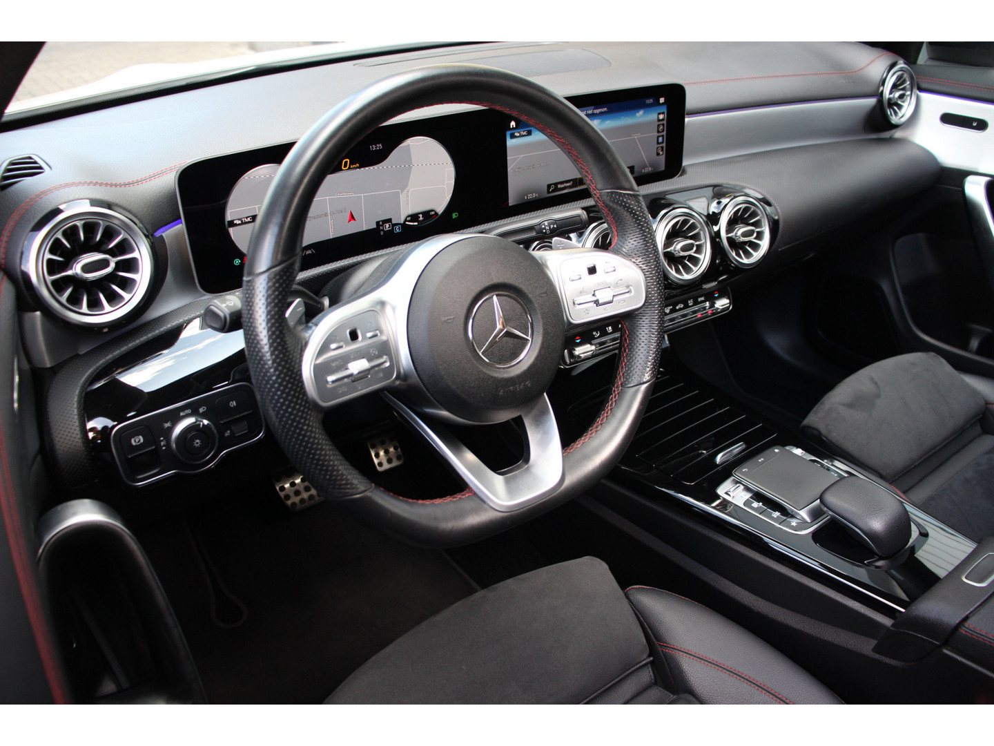 Mercedes-Benz Mercedes-Benz