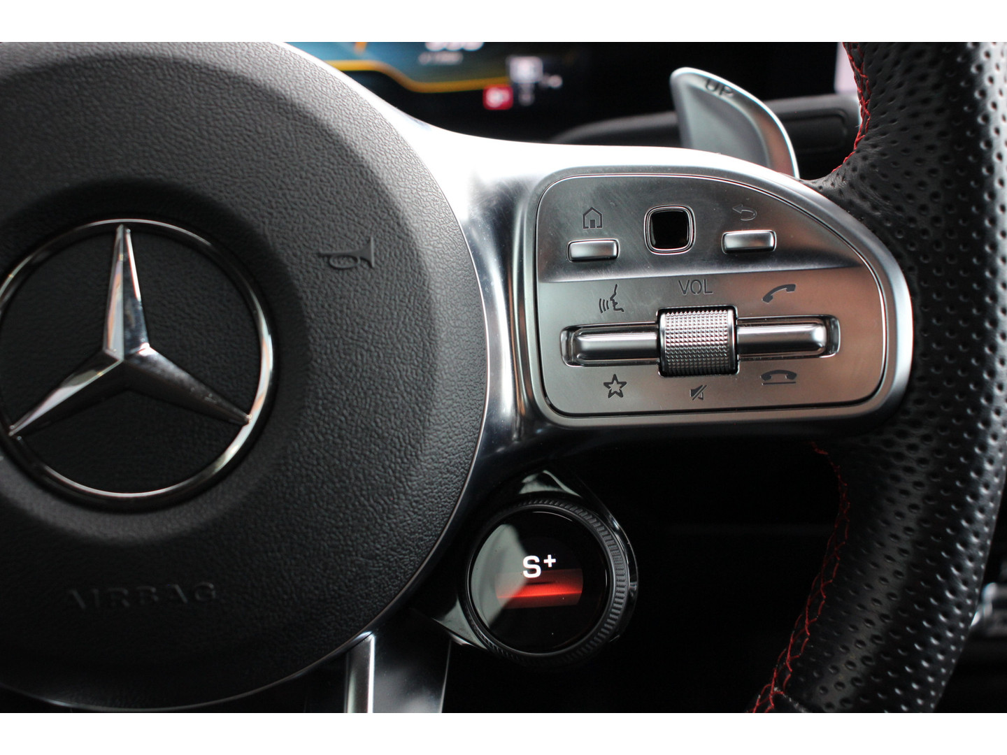 Mercedes-Benz Mercedes-Benz