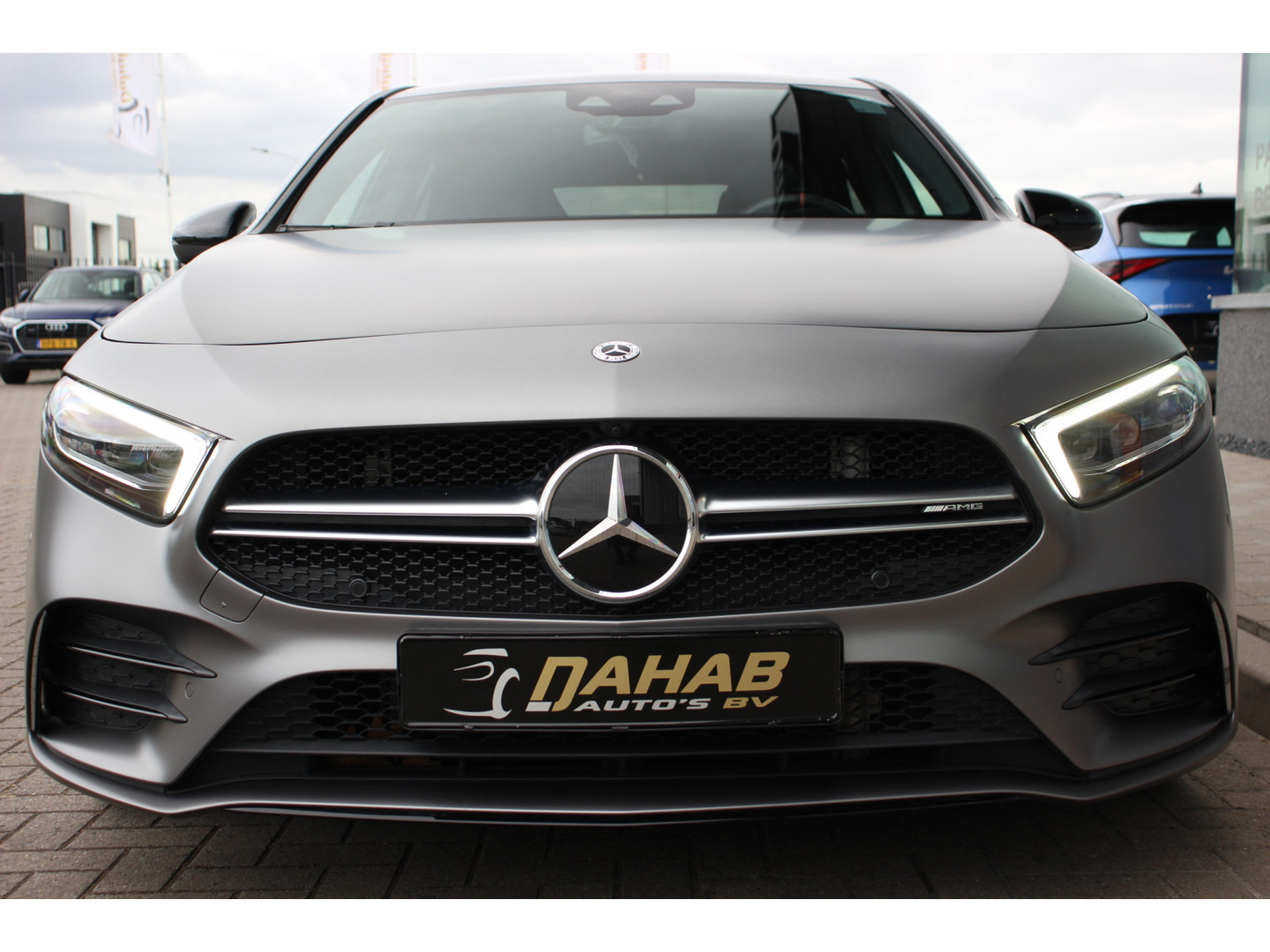 Mercedes-Benz Mercedes-Benz