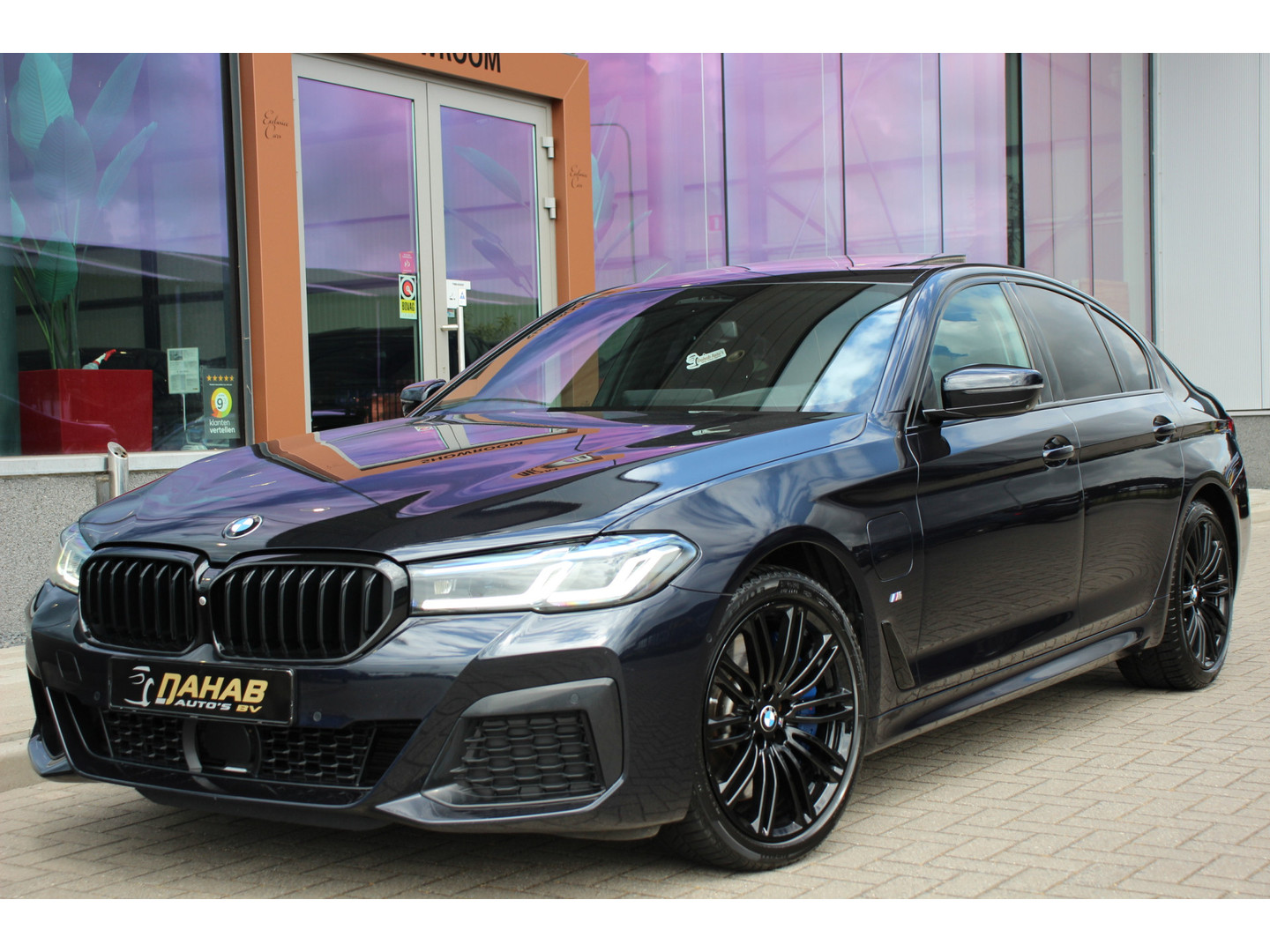 BMW BMW