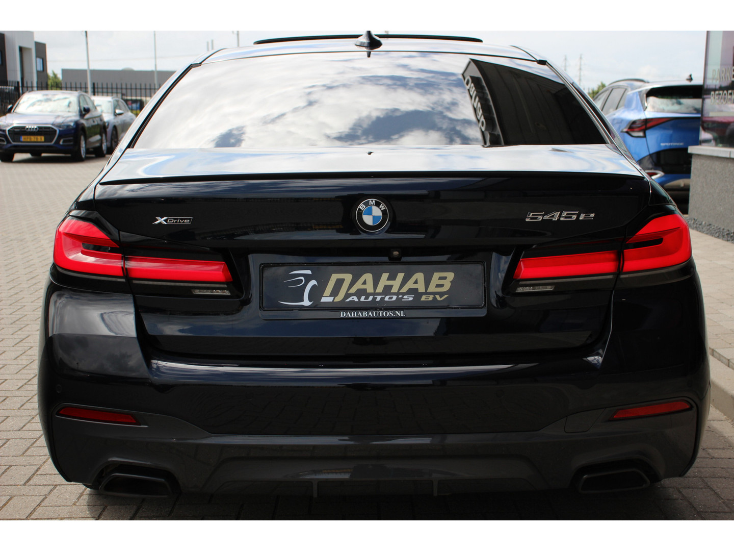 BMW BMW