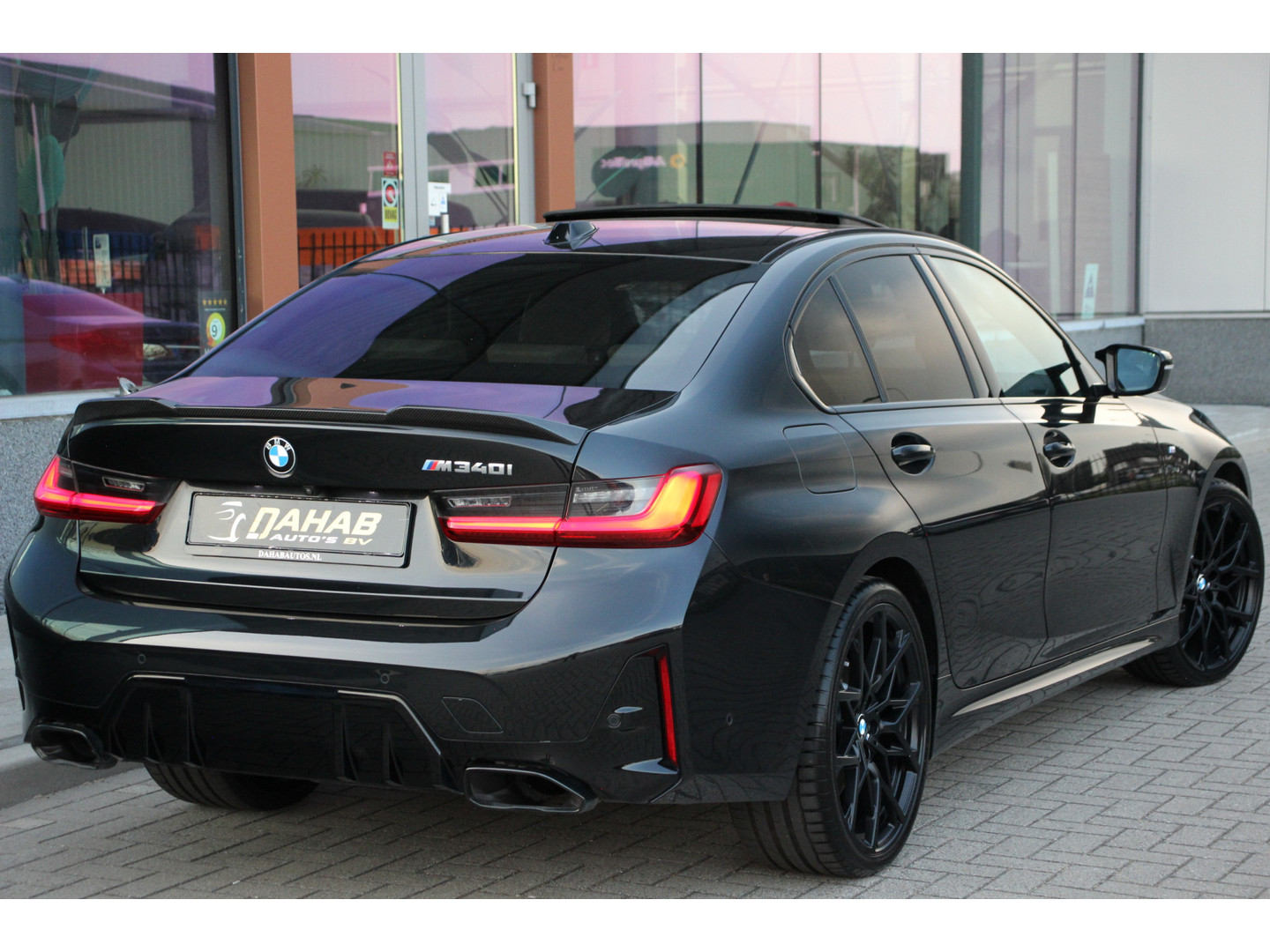 BMW BMW