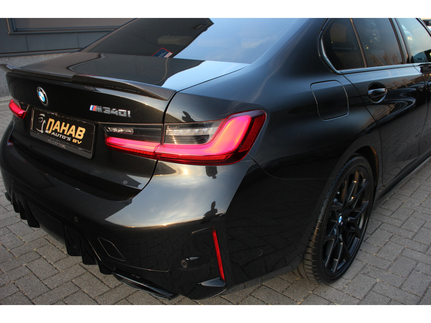 BMW BMW