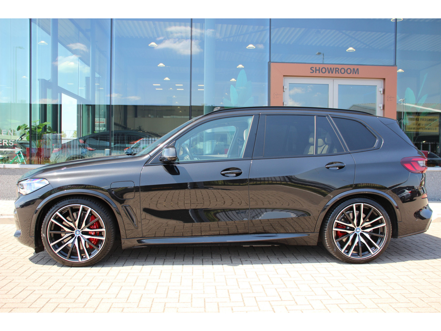 BMW BMW