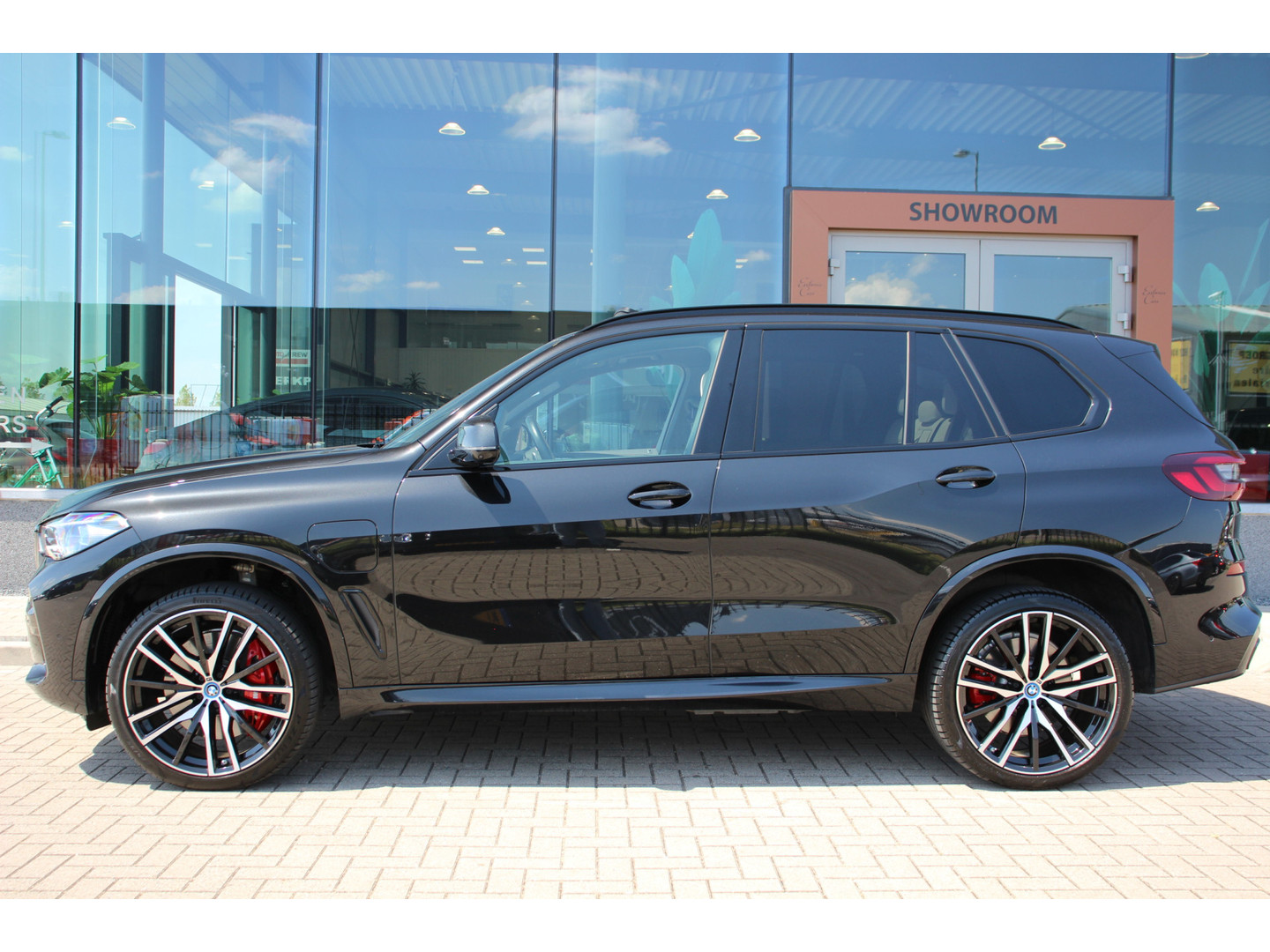 BMW BMW