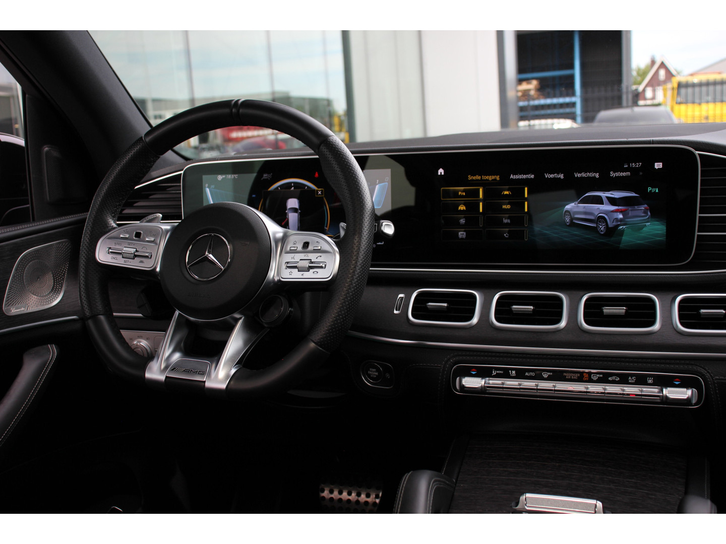 Mercedes-Benz Mercedes-Benz