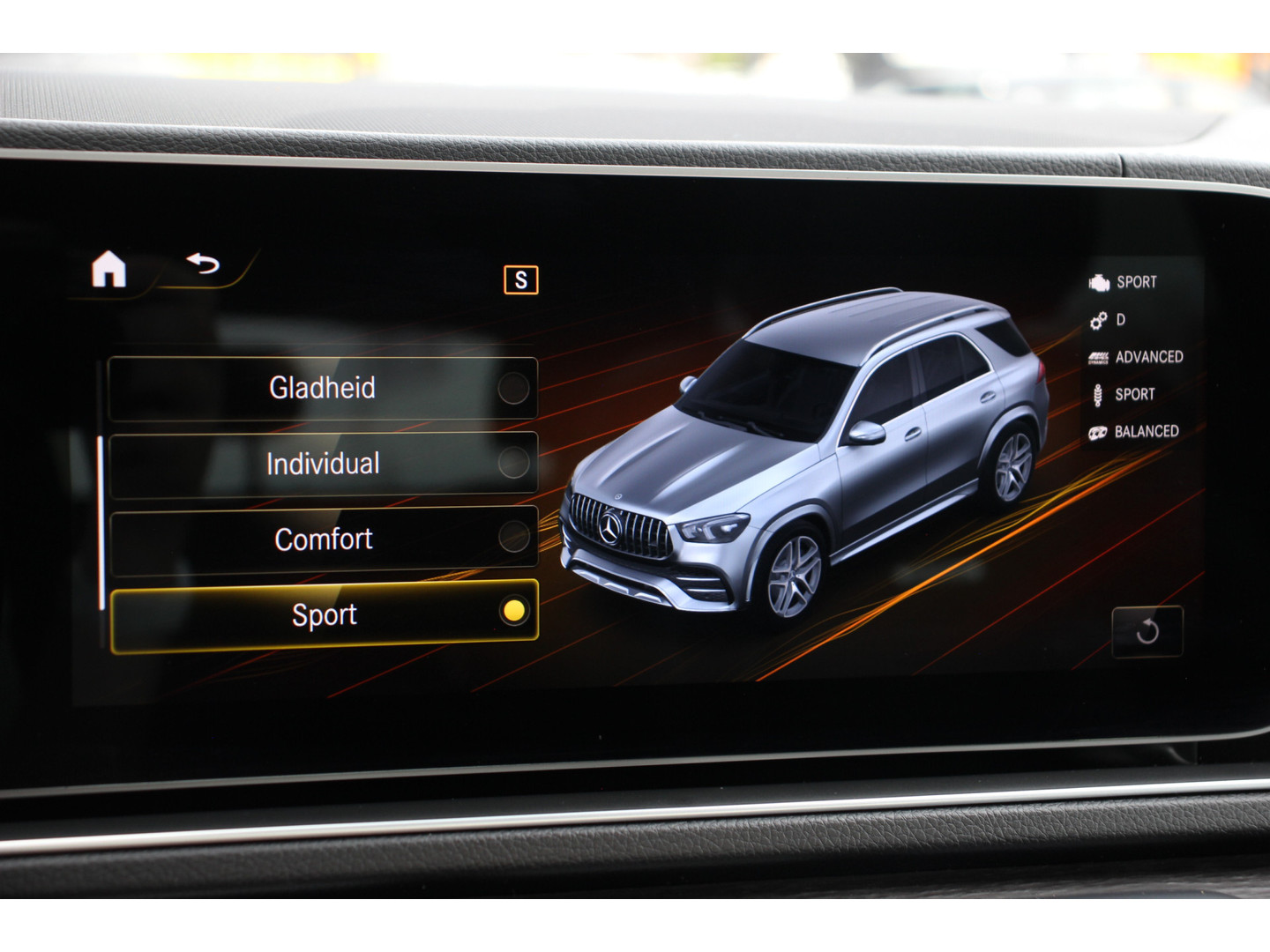 Mercedes-Benz Mercedes-Benz