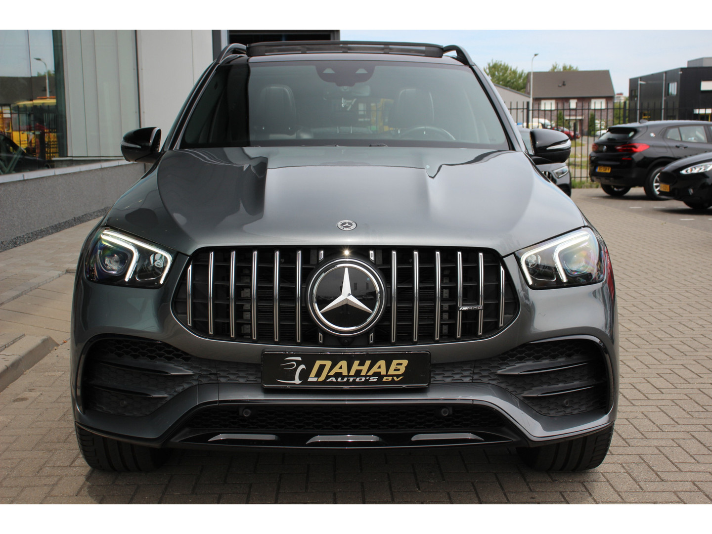 Mercedes-Benz Mercedes-Benz