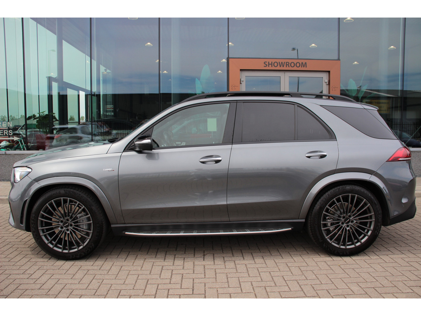 Mercedes-Benz Mercedes-Benz