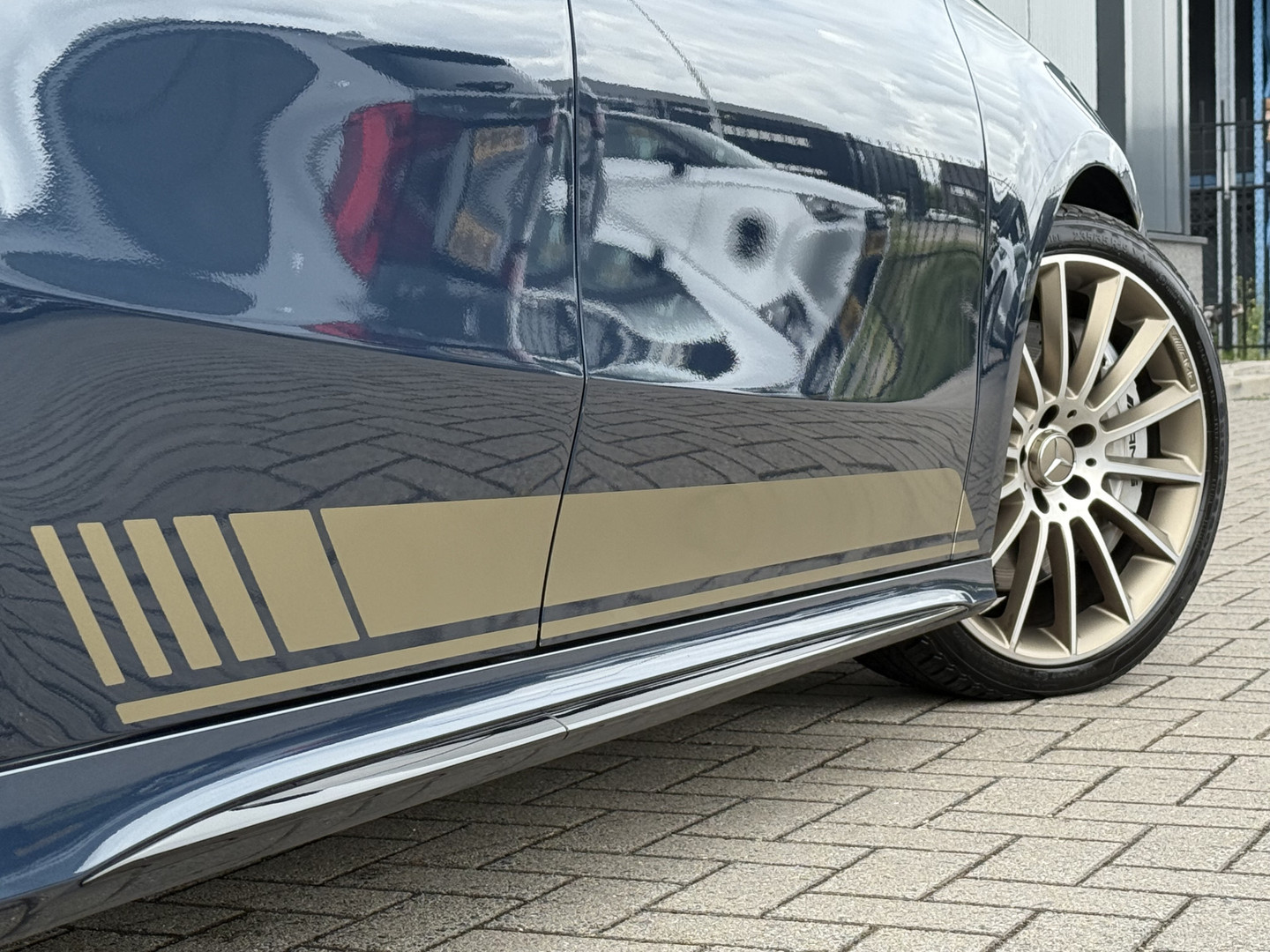 Mercedes-Benz Mercedes-Benz