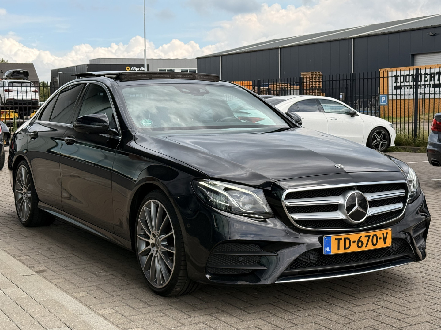 Mercedes-Benz
