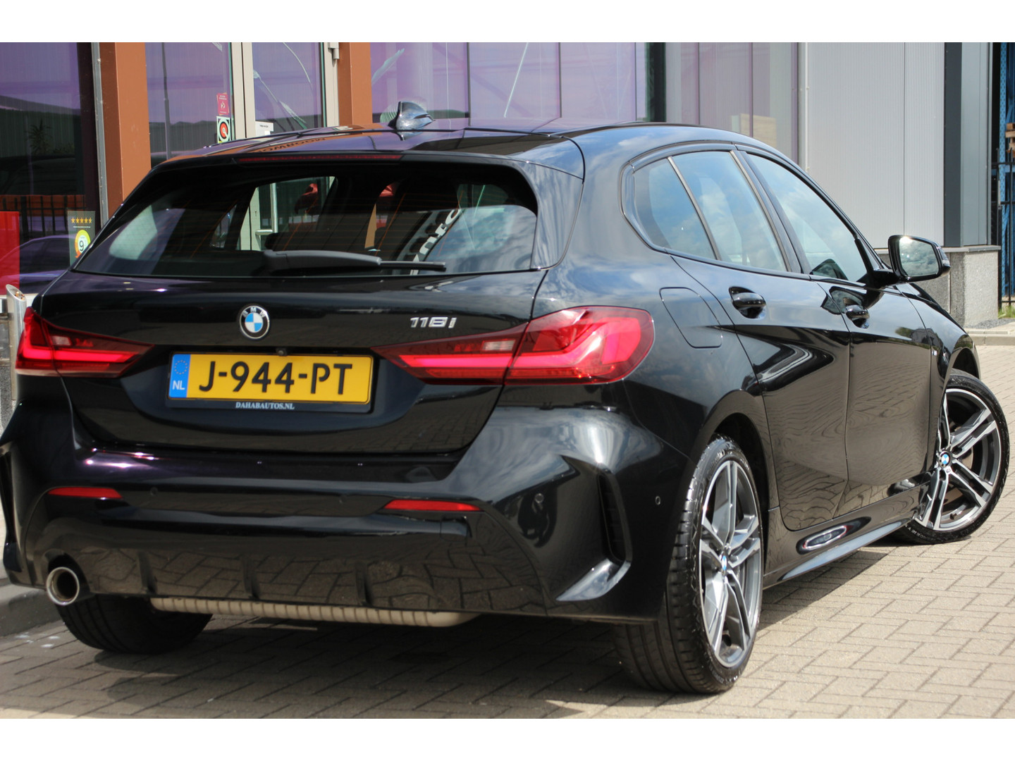 BMW BMW