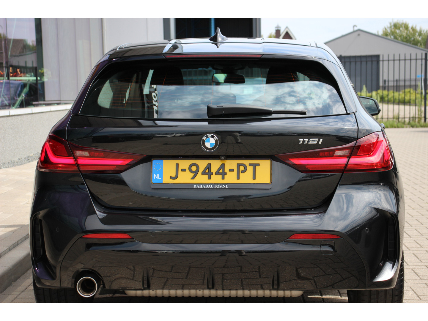 BMW BMW