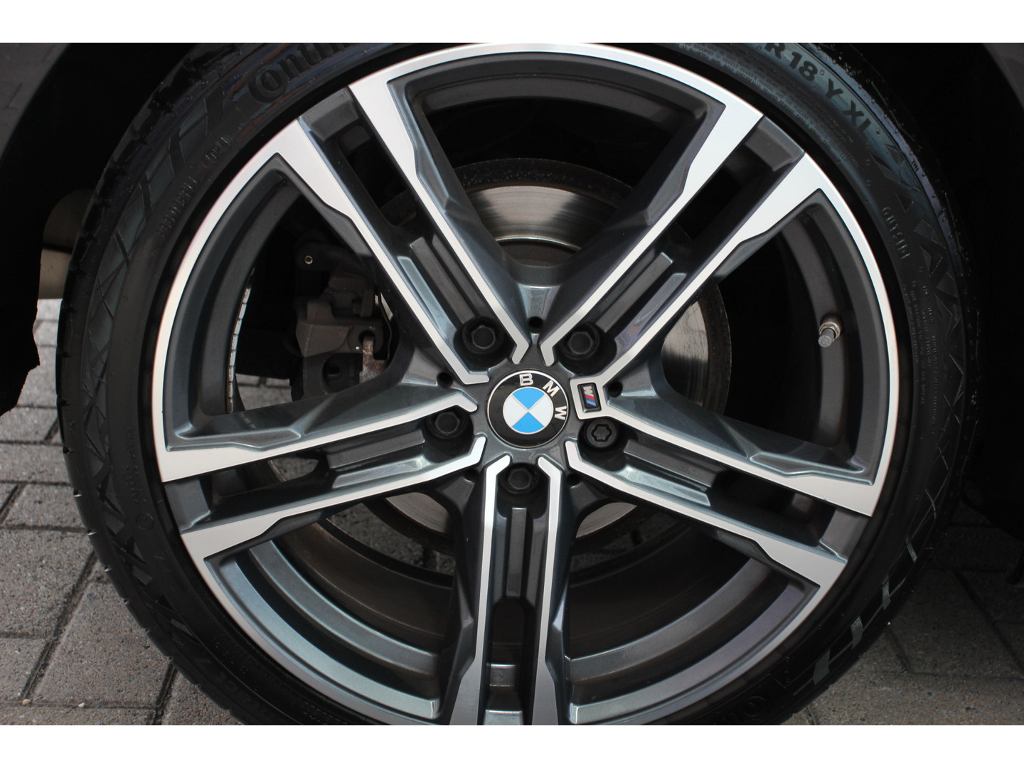 BMW BMW
