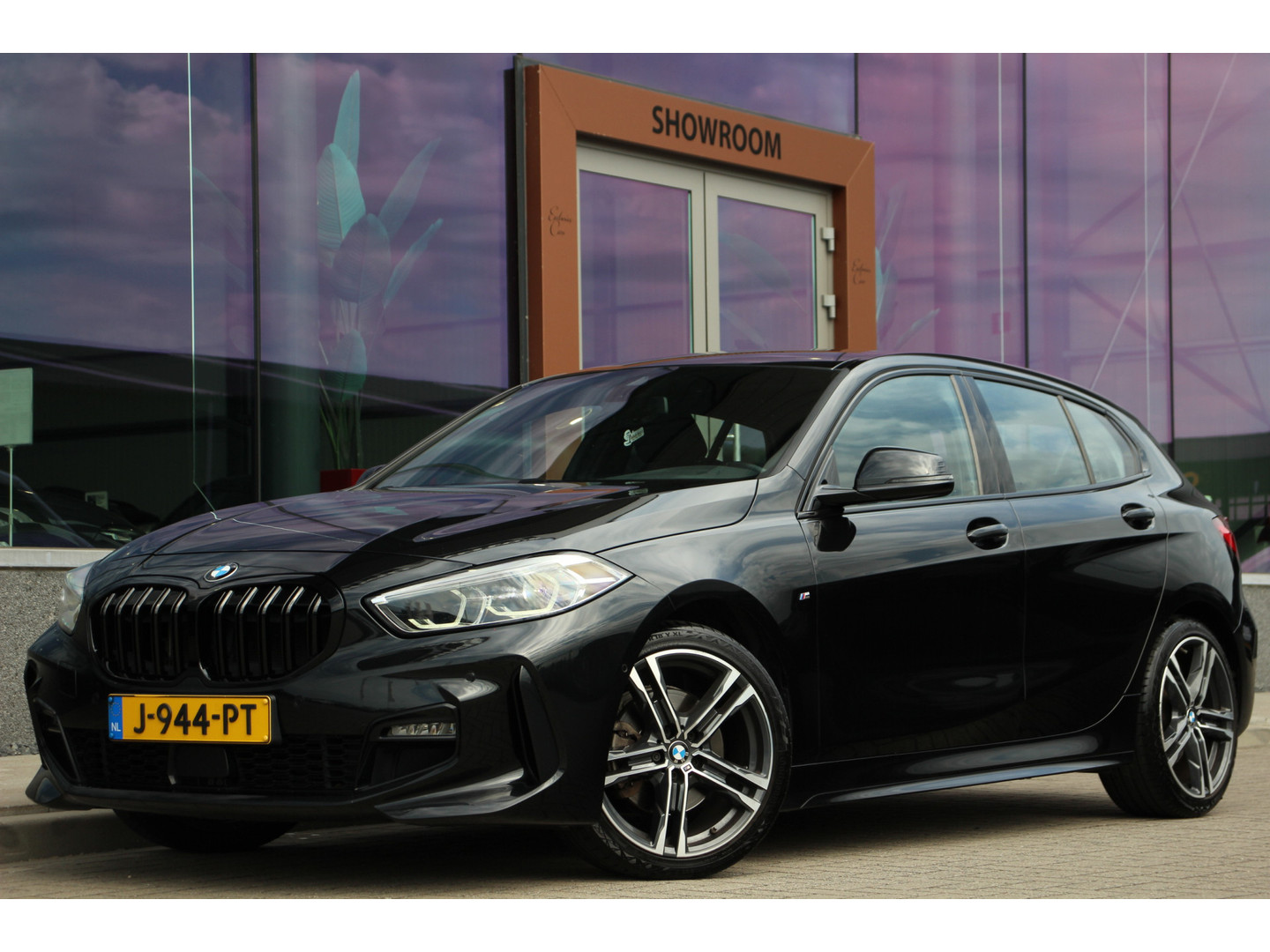 BMW BMW