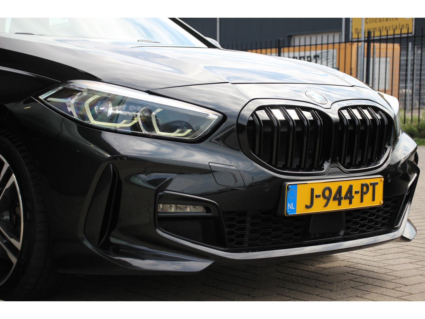 BMW BMW