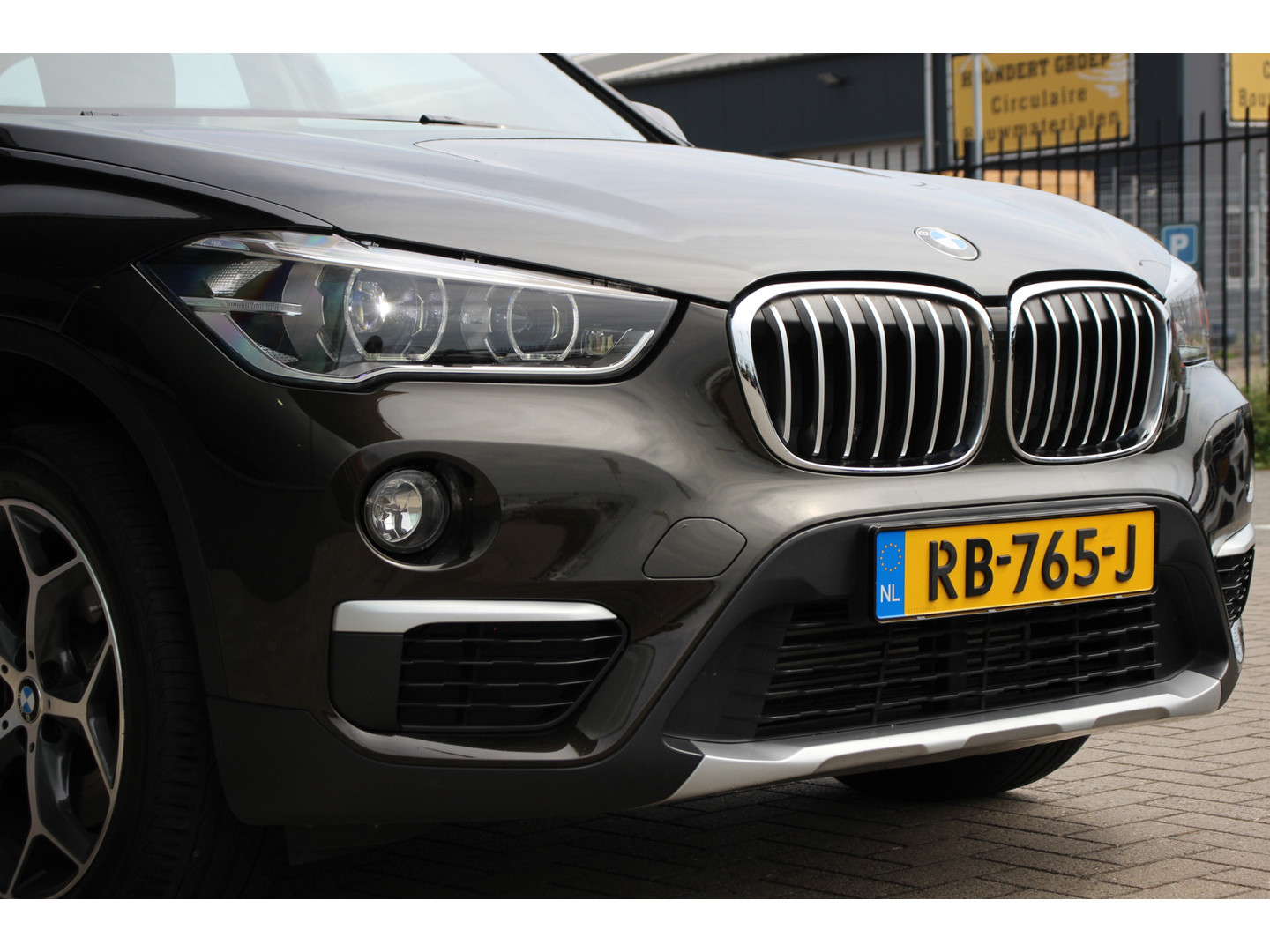 BMW