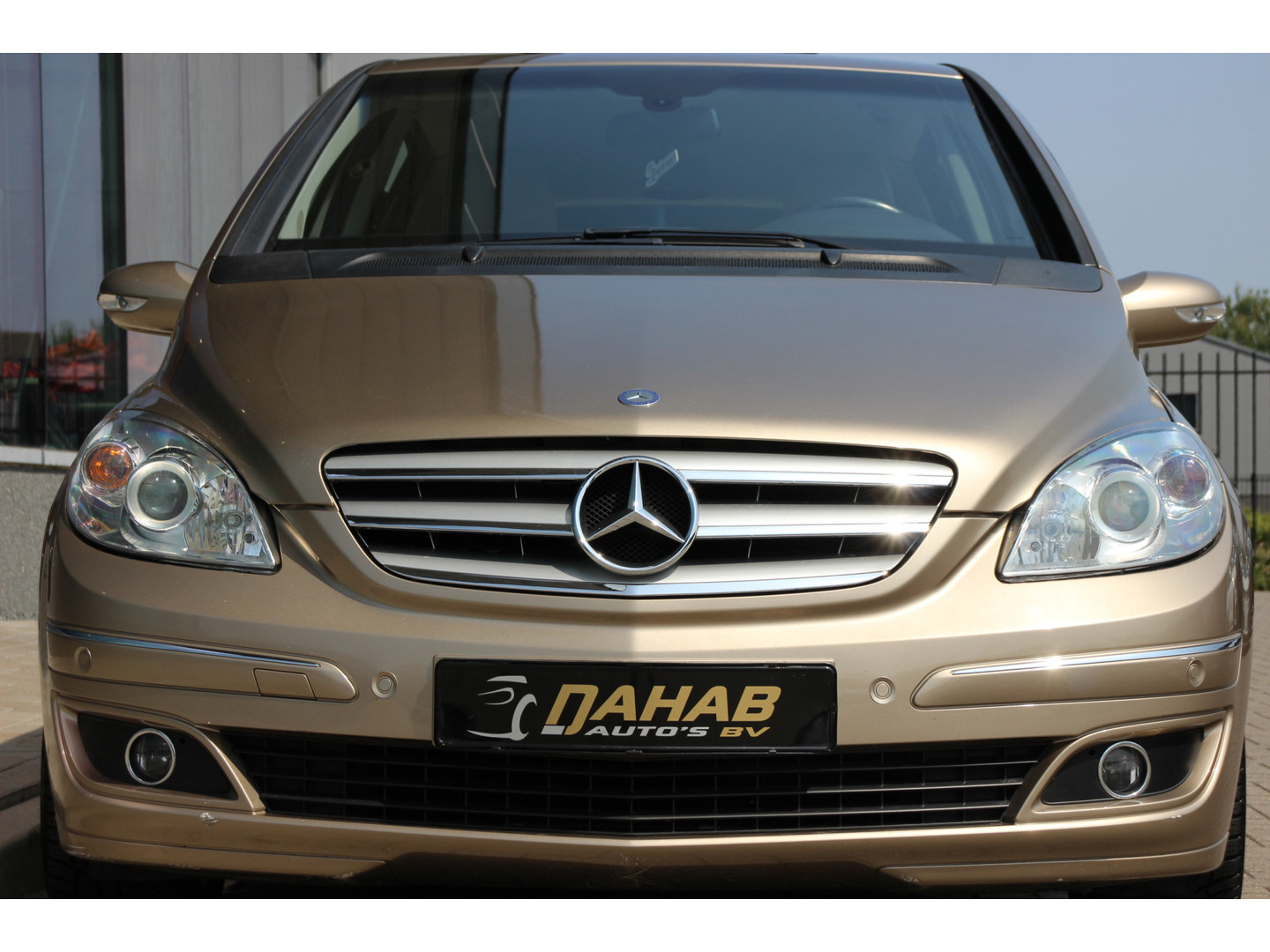 Mercedes-Benz
