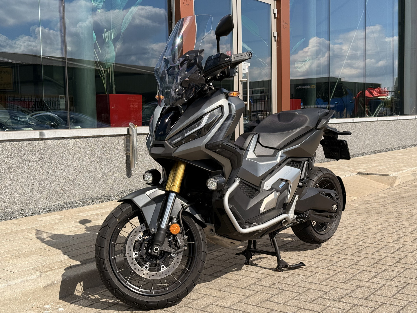 Honda