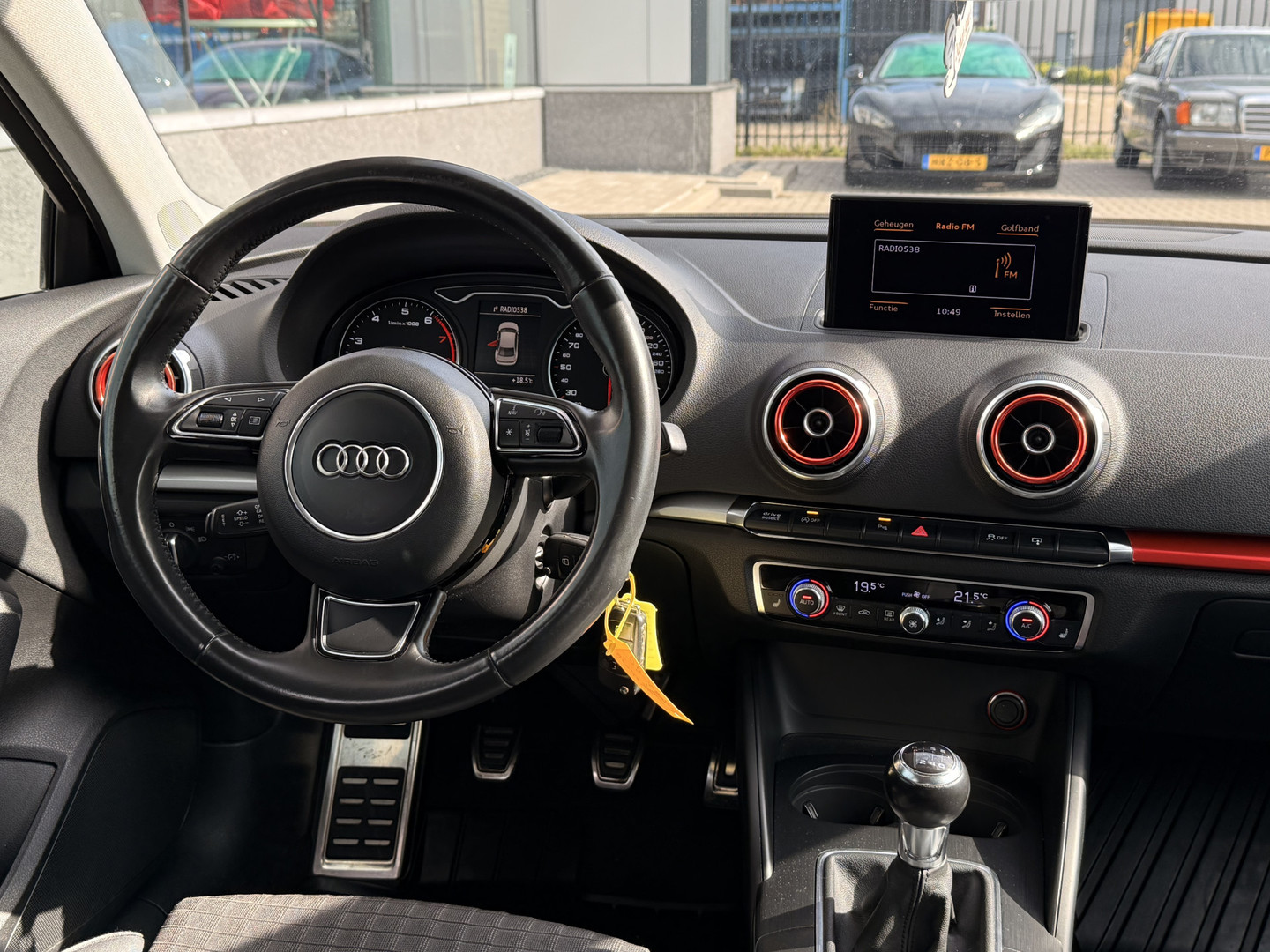 Audi