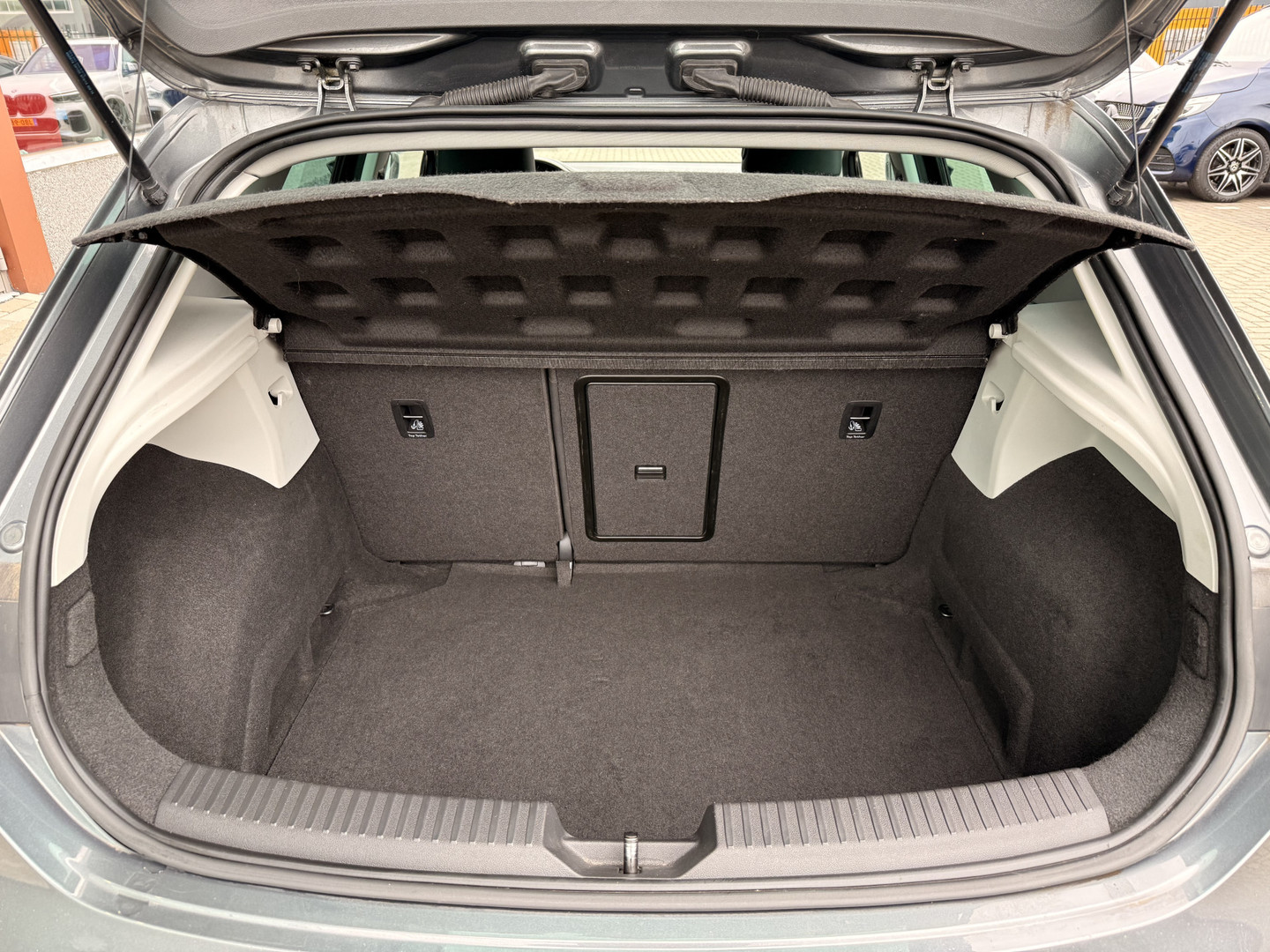 SEAT SEAT