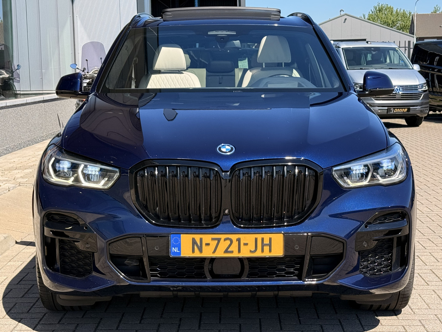 BMW