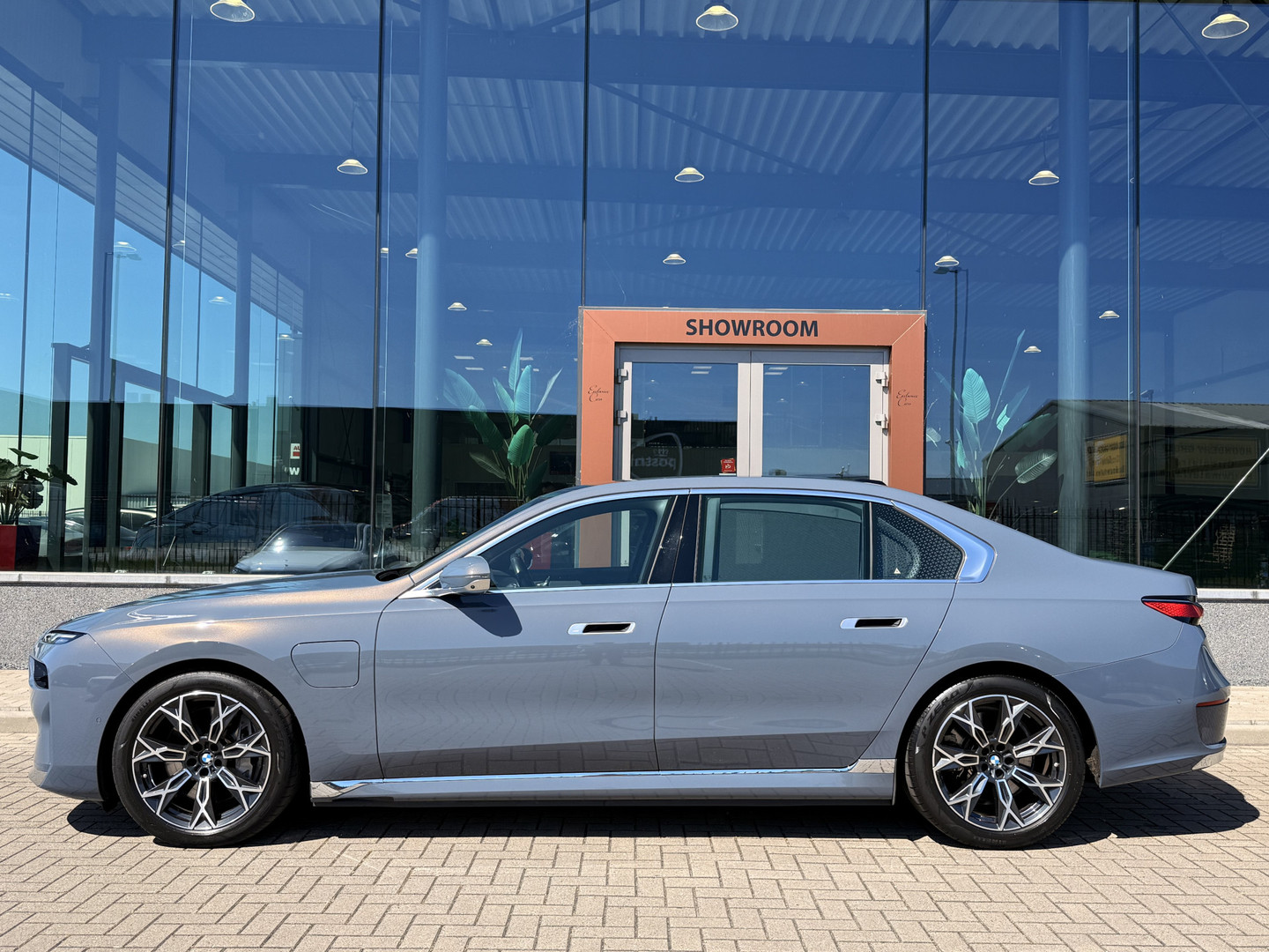 BMW