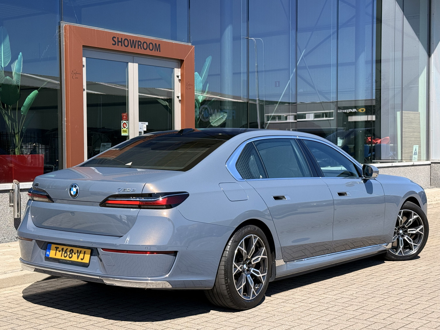BMW