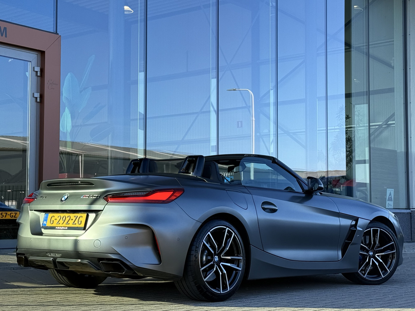 BMW