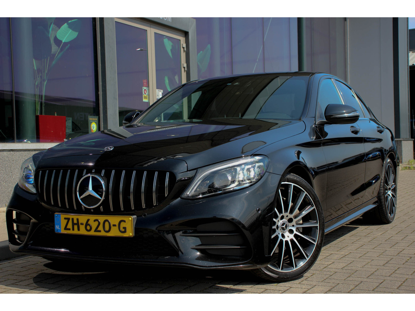Mercedes-Benz