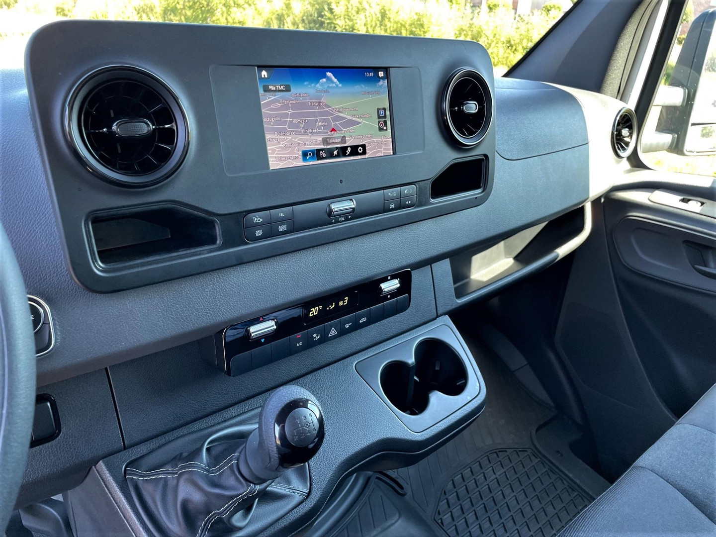 Mercedes-Benz Mercedes-Benz