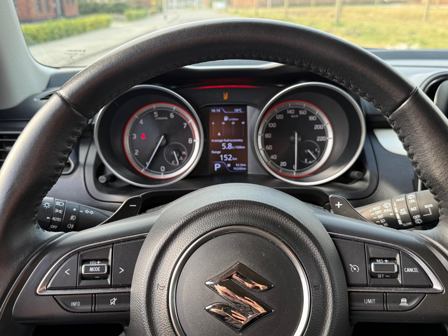 Suzuki Suzuki