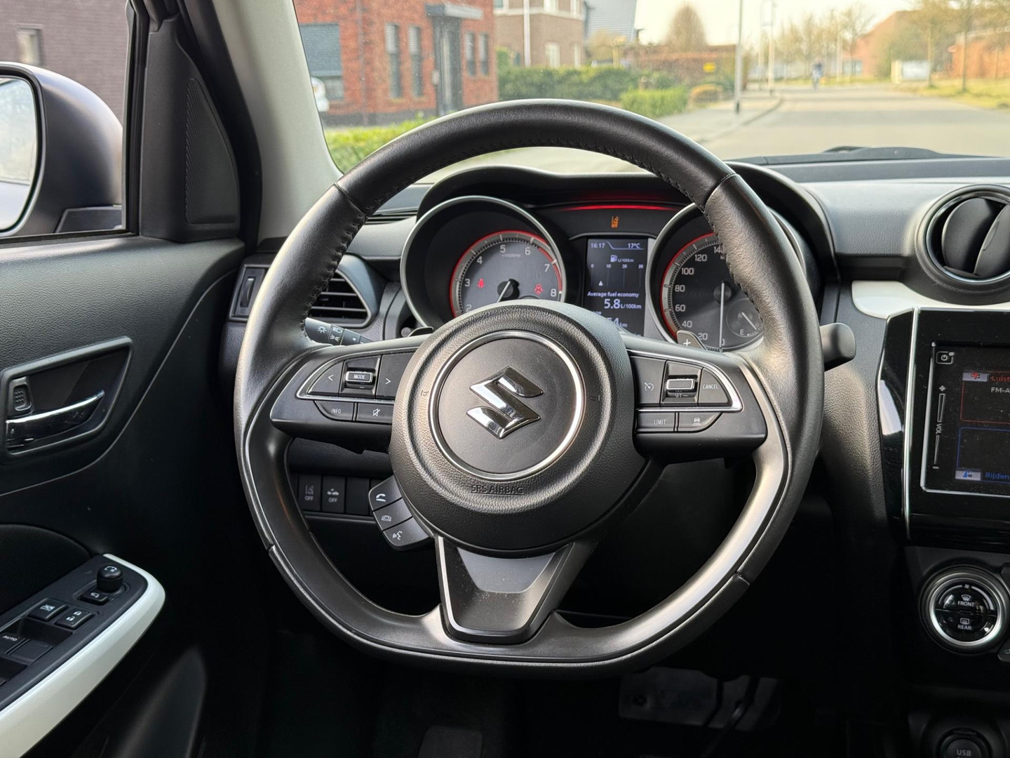 Suzuki Suzuki