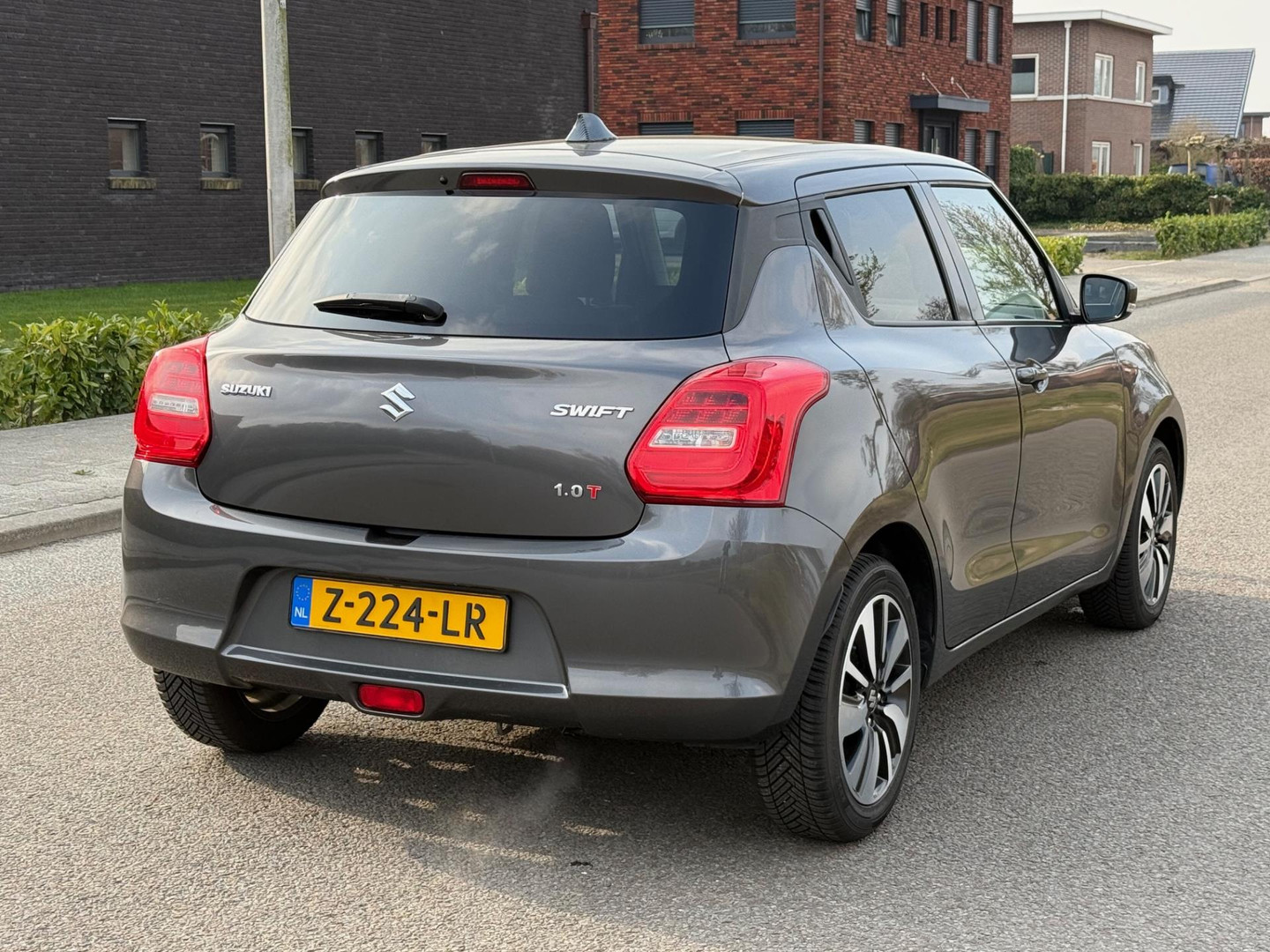 Suzuki Suzuki