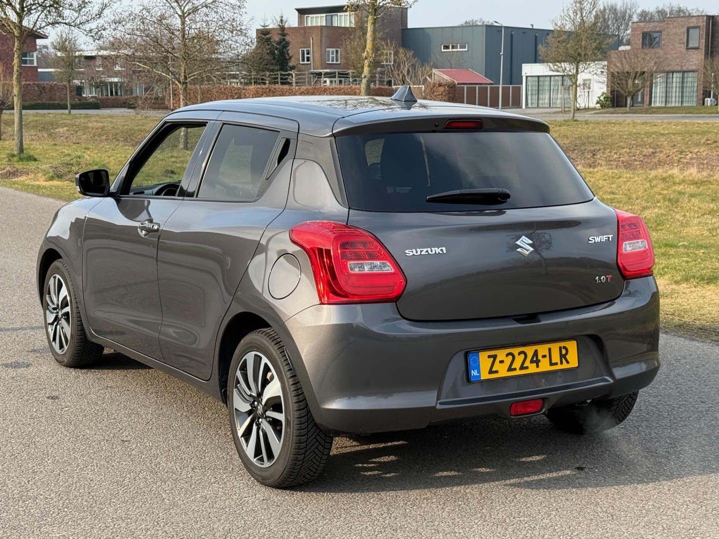 Suzuki Suzuki
