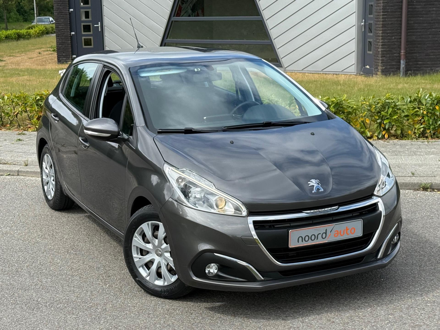 Peugeot Peugeot