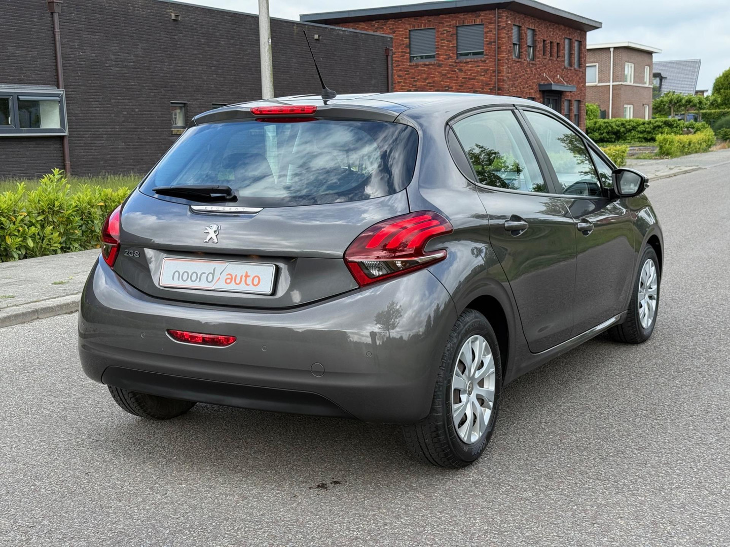 Peugeot Peugeot